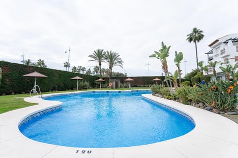 Apartment Next to the Sea, 3 bedrooms, San Pedro Apartment in Marbella