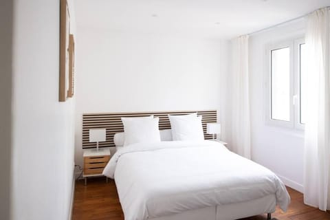 Av REPUBLIQUE Design and cozy Apartment in Aubervilliers