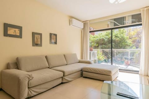 Living room, Seating area, air conditioner