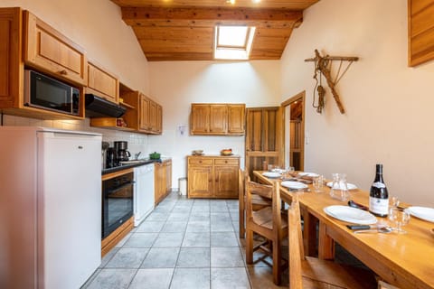 Chalet Le Choucas N°3 Apartment in Les Allues