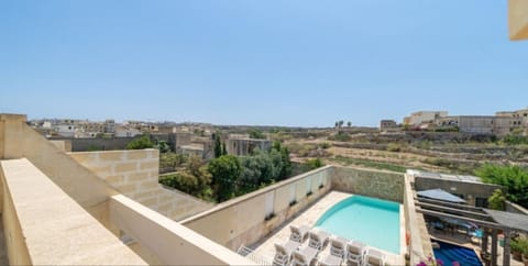 Ta Spiru House of Character with heated indoor pool Villa in Munxar