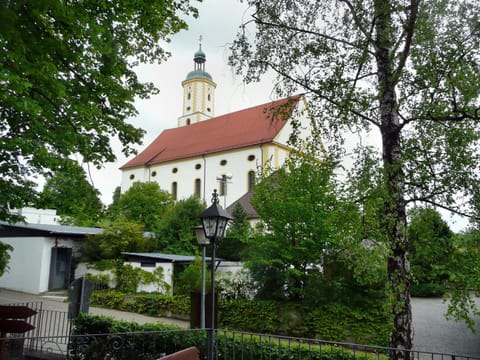 Day, Landmark view