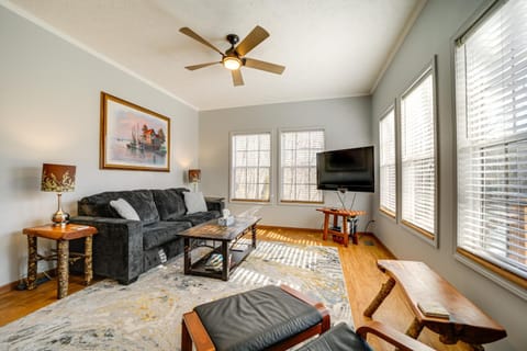 Boat Dock and Fire Pit! Woodsy Lake Glenville Cabin Cabin in Lake Glenville