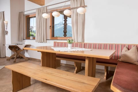 Bauernhaus Roßmoos Apartment in Alpbach