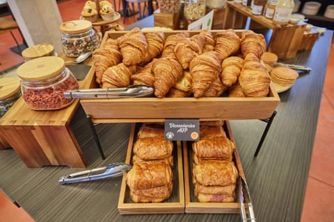 Food, Breakfast, Continental breakfast, Buffet breakfast