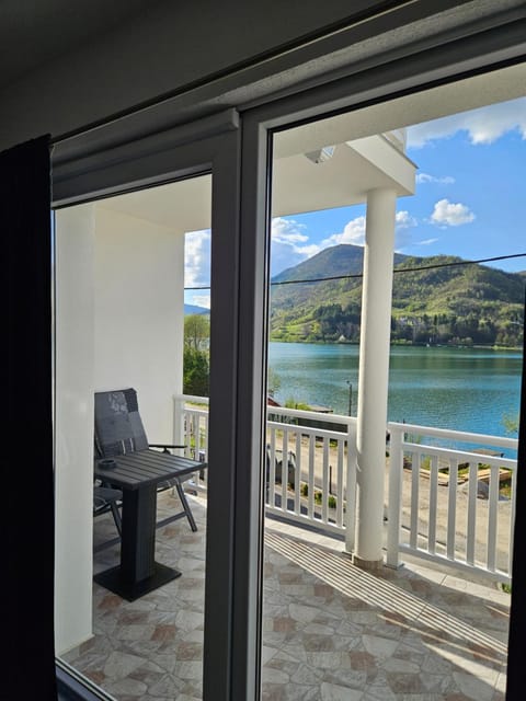 Day, View (from property/room), Balcony/Terrace, Lake view