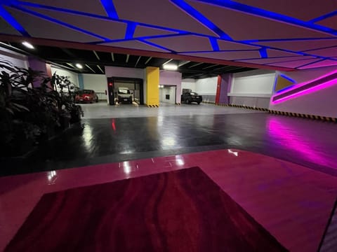 Lobby or reception, Parking