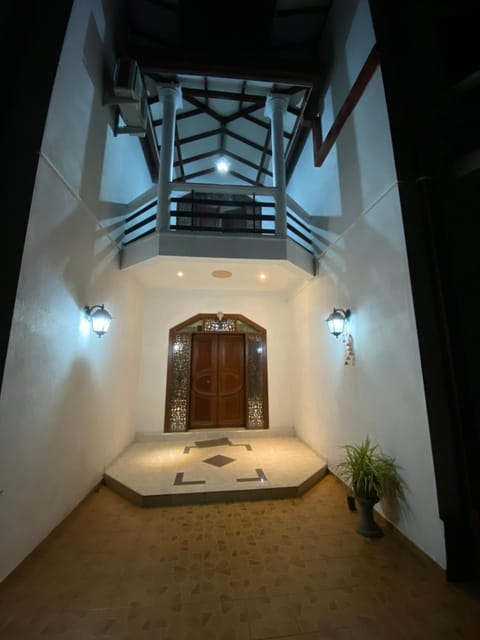 Facade/entrance, Night