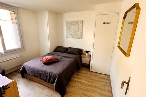 Appartement 3 chambres + parking à Lyon 7 Apartment in Lyon