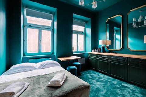 Bed, Bedroom