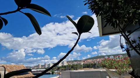 City view, Garden view, Sea view, Quiet street view