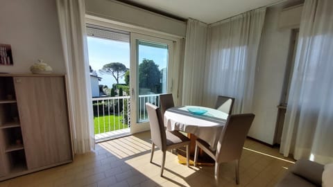 Betulla Lake View Apartment Apartment in Lazise