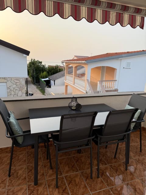 View (from property/room), Dining area