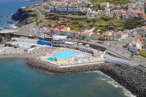 Nearby landmark, Day, Natural landscape, Beach, Swimming pool