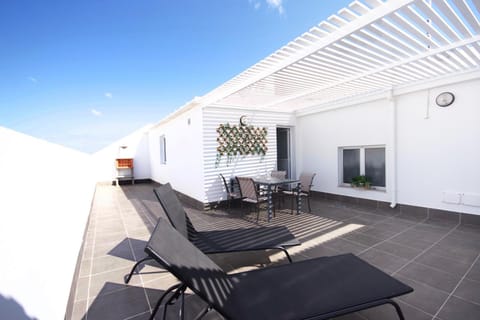 Day, Balcony/Terrace, sunbed