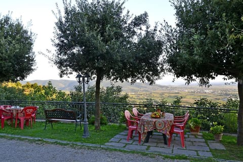 Property building, Garden, Garden, On site