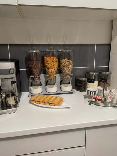 La maison de L Échauguettes Vous offre petit déjeuner et ménage Apartment in Clermont-Ferrand