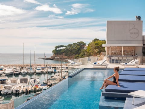 Sea view, Swimming pool