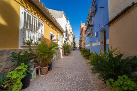 Quaint Vintage House near the Beach in Villajoyosa Apartment in Villajoyosa