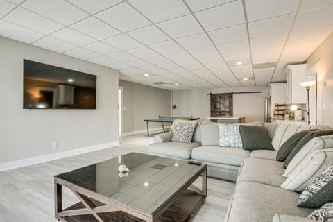 Lake Hartwell Getaway with Private Dock and Fire Pit! House in Fair Play