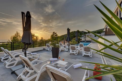 Pool view, Swimming pool, Sunset, sunbed