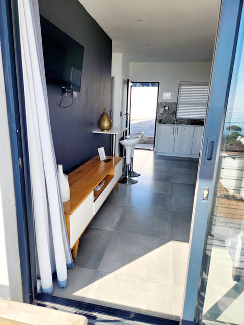 Ocean View Villa - Upper Apartment in Western Cape