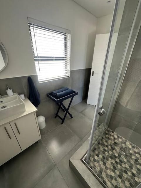 Ocean View Villa - Upper Apartment in Western Cape