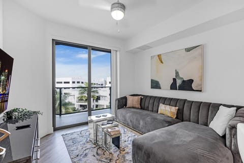 Tranquil 1 Bed Escape in Doral With Free Parking Apartment in Doral