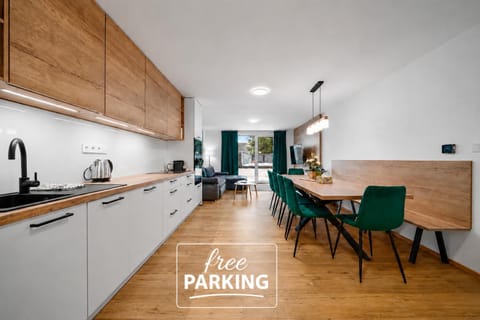 Kitchen or kitchenette, Living room, Dining area