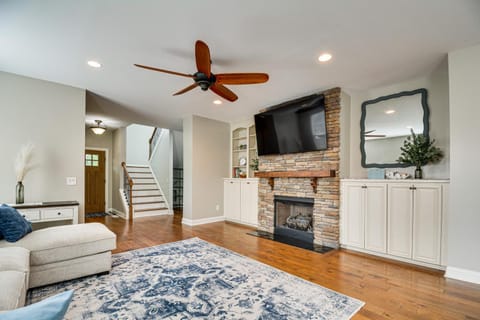 Spacious Home with Fireplace - Near Pinehurst Golf! House in Pinehurst