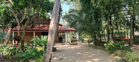 Property building, Natural landscape, Garden, Garden view
