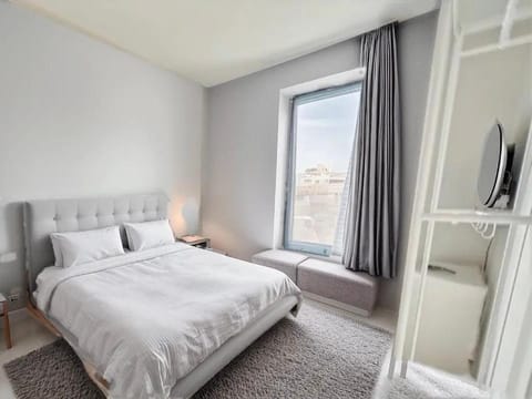 Gare 64A4 Charleroi-Airport Apartment in Charleroi