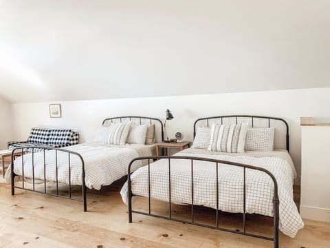 Homestead Barn Loft Country House in Calaveras County