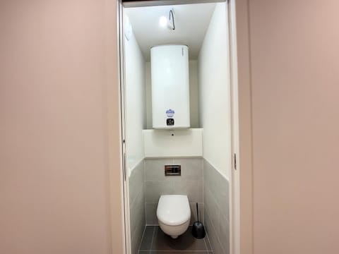 Studio rénové, ski retour, terrasse sud - FR-1-275-206 Apartment in Montvalezan