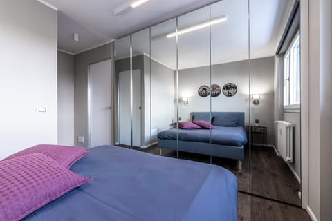 Bed, Bedroom, wardrobe