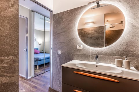 Shower, Toilet, Bathroom, bidet