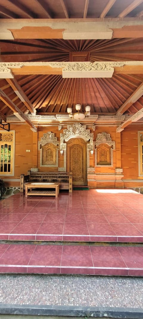 Property building, Lobby or reception