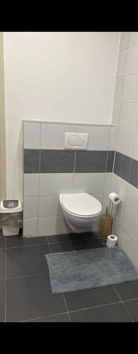 Modern Apartment in Molenbeek-Saint-Jean / 77 m² / Parking Apartment in Flanders