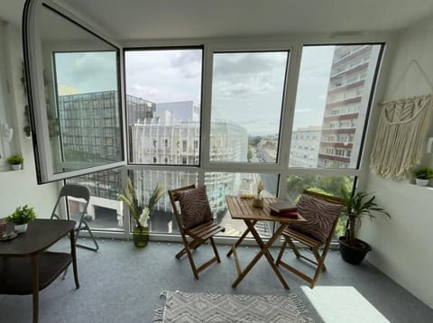 T3 pied de la gare + centre commercial TOUT inclus Apartment in Orléans