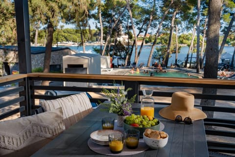 Natural landscape, Balcony/Terrace