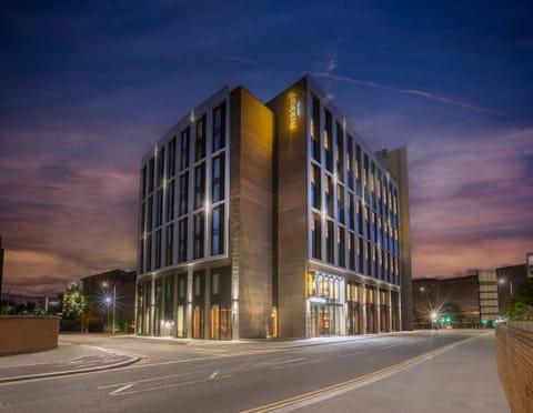 Property building, Location, Quiet street view