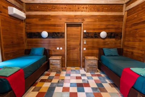 Medewi Drop Villa Villa in Pekutatan