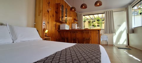 Bed, Kitchen or kitchenette, Photo of the whole room