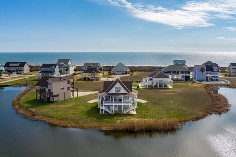 #Beach Please home House in Bolivar Peninsula