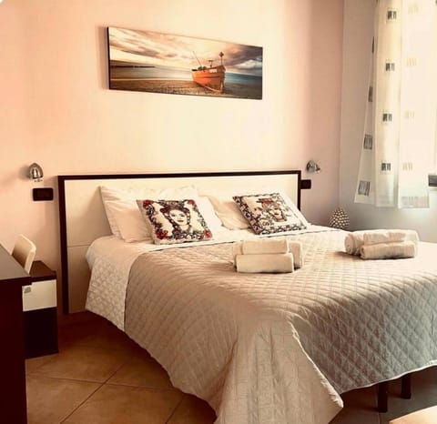 Bed, wardrobe
