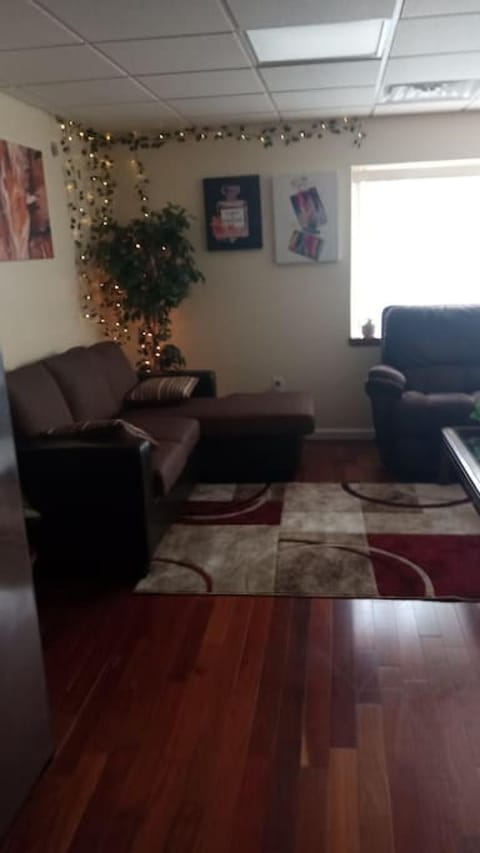 Suite 3 Apartment in Schenectady