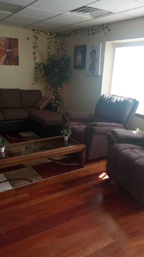 Suite 3 Apartment in Schenectady