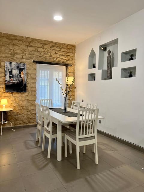 DES Rustic Center Apartment in Alicante