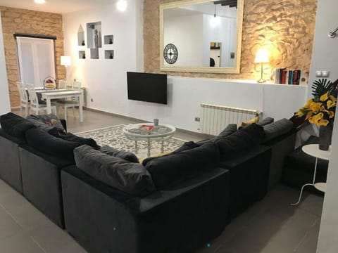 DES Rustic Center Apartment in Alicante
