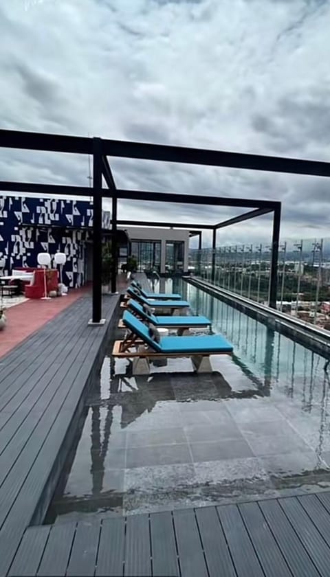 Balcony/Terrace, Swimming pool
